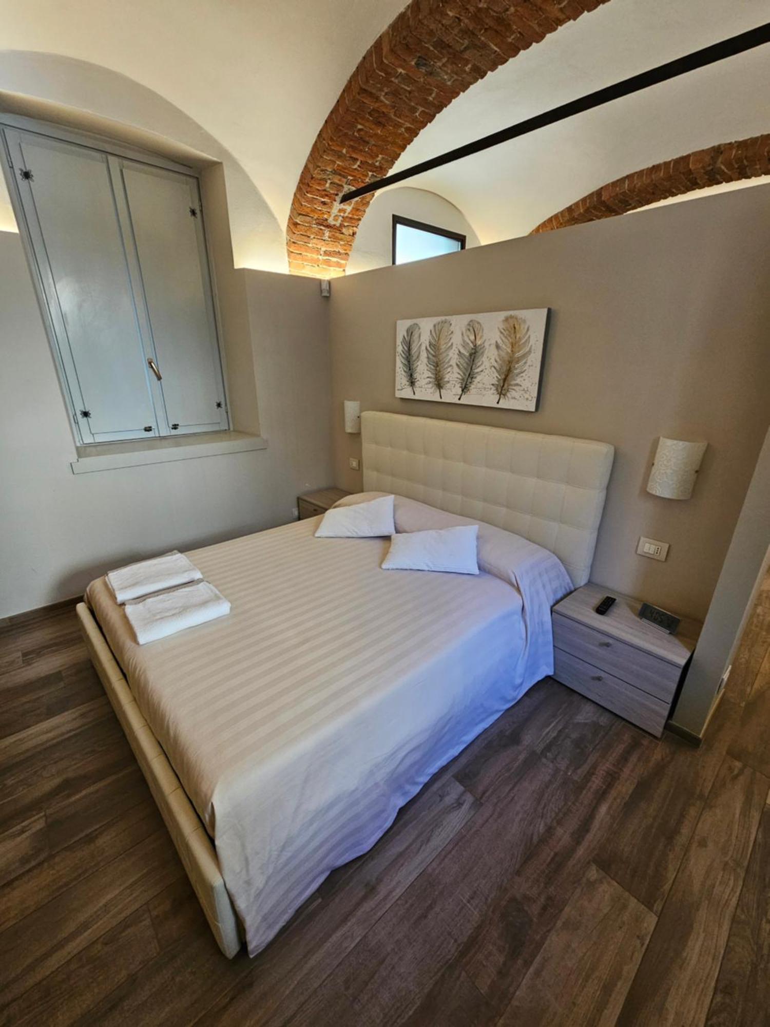 Ferienwohnung Bilocale In Centro Storico! Alba  Exterior foto